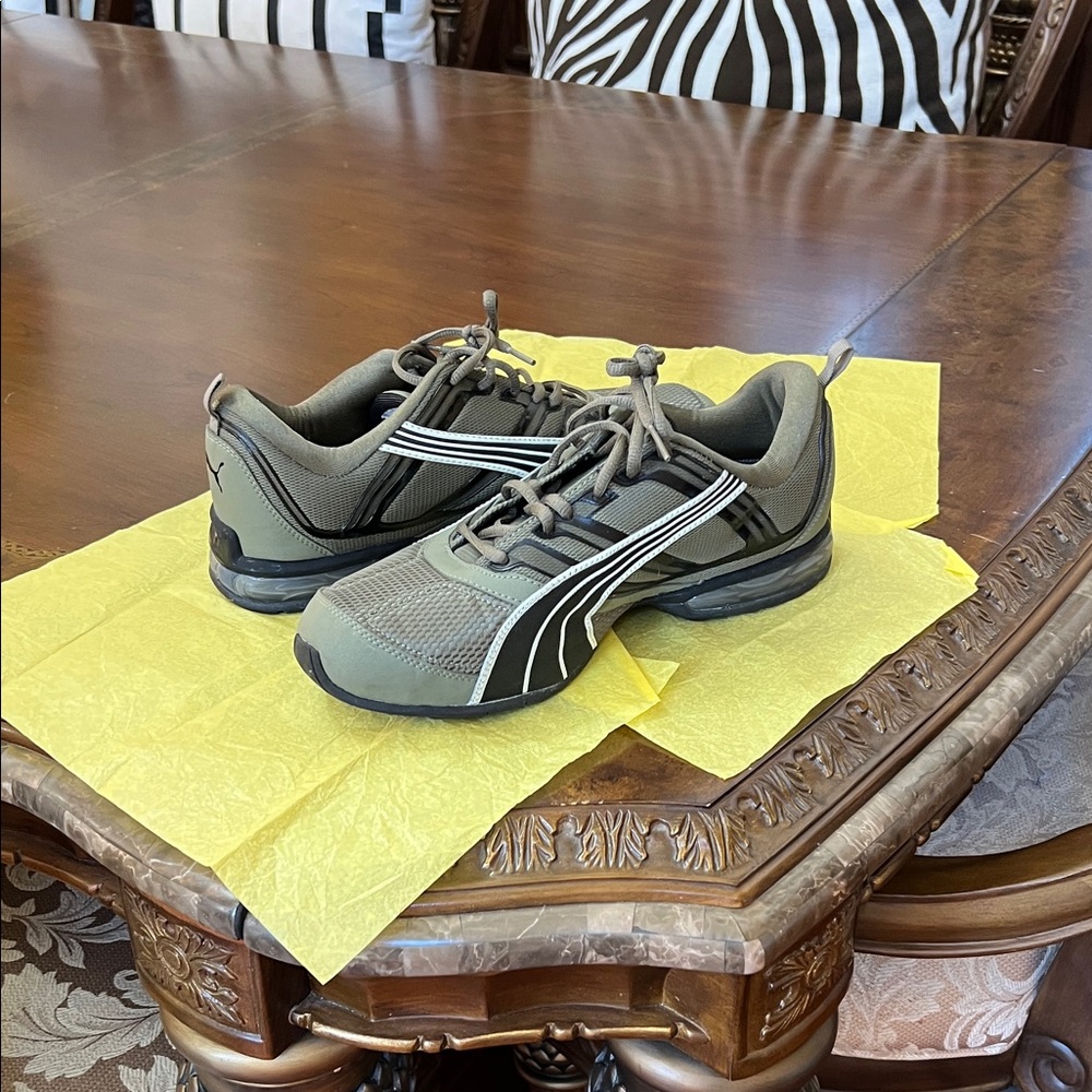 Mens Green Puma Athletic shoes - Picture 1 of 11